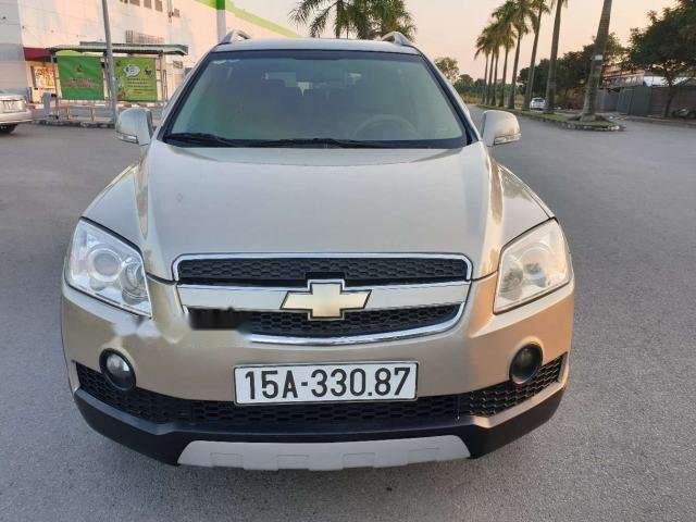 Cần bán Chevrolet Captiva sx 2012 số tự động, giá tốt