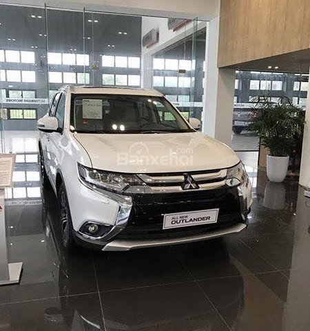 Bán Mitsubishi Outlander Sport 2.0 năm sản xuất 2018, màu trắng giá cạnh tranh, Liên Hệ: 0968.660.8280