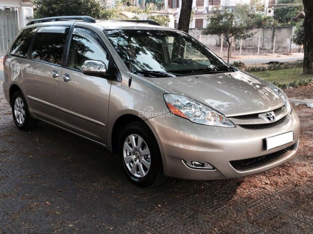 Bán xe Toyota Sienna LE 2007 màu vàng ghi, nhập Mỹ