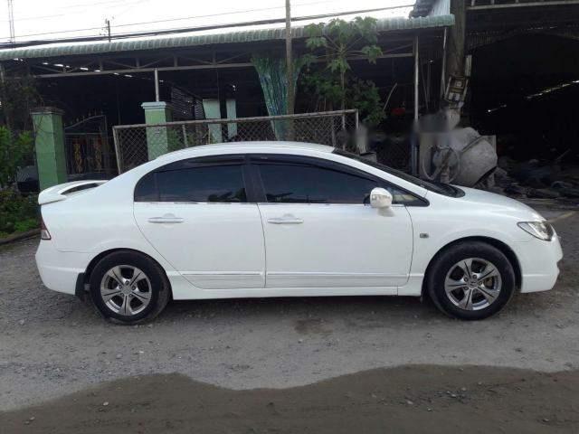 Cần bán Honda Civic AT đời 2008, màu trắng