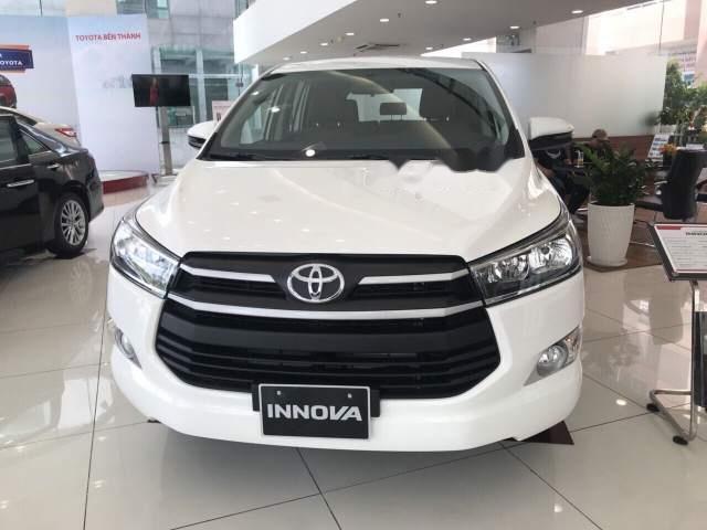 Bán xe Toyota Innova sản xuất 2018, màu trắng