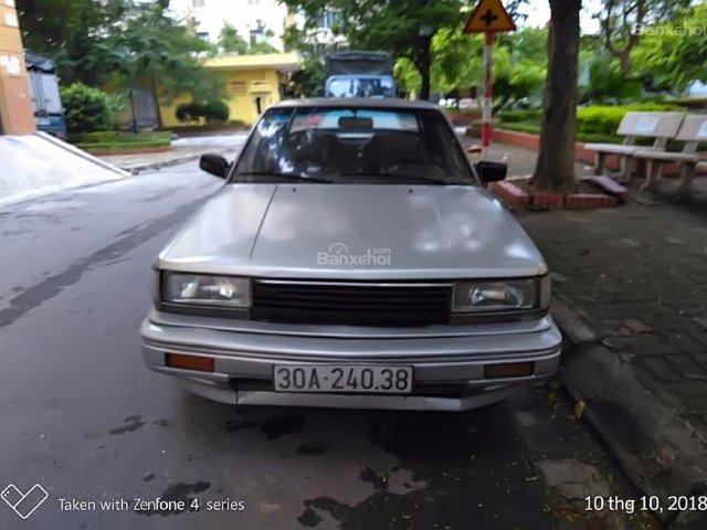 Bán Nissan Bluebird 2.0 đời 1992, màu bạc, biển Hà Nội, tên tư nhân