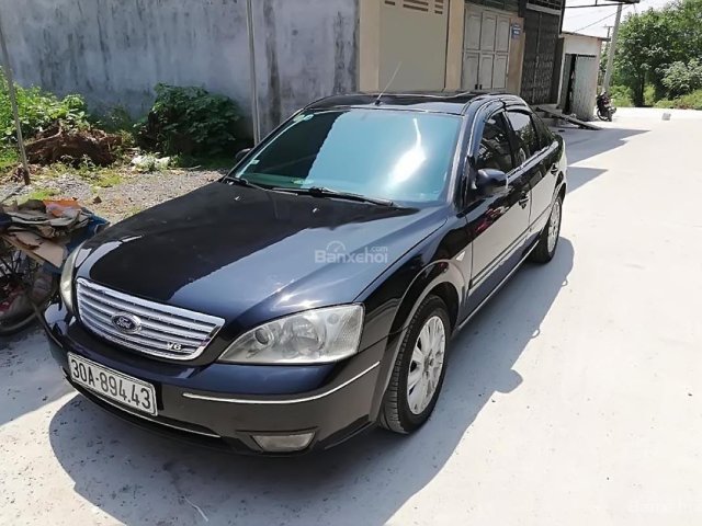 Cần bán xe Ford Mondeo 2.5 AT đời 2005, màu đen chính chủ, 228 triệu