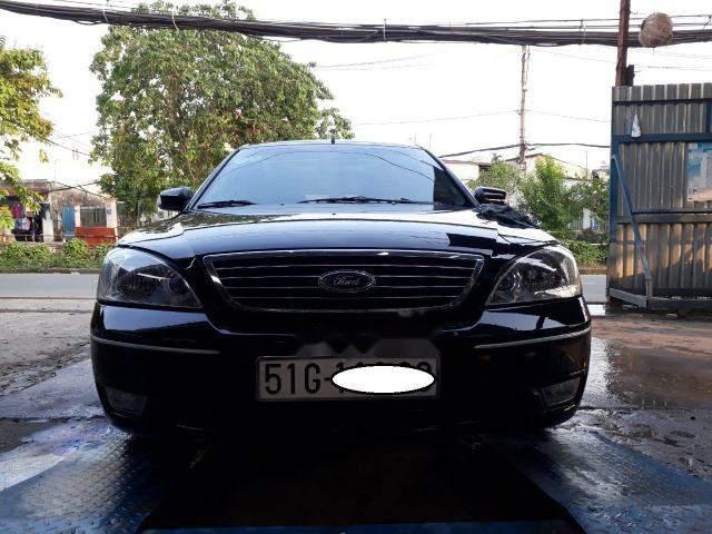 Cần bán xe Ford Mondeo đời 2004, màu đen, giá chỉ 250 triệu