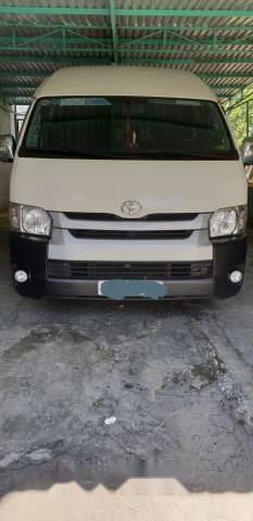 Bán Toyota Hiace 2016, màu trắng, giá chỉ 900 triệu