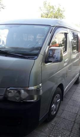 Bán xe Toyota Hiace năm sản xuất 2007, màu bạc, chính chủ