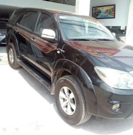 Bán xe Toyota Fortuner năm sản xuất 2007, màu đen, giá tốt 