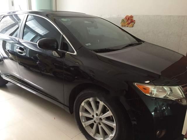 Cần bán Toyota Venza đời 2009, màu đen, xe nhập, giá 820tr