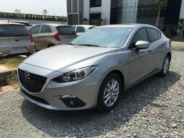 Mazda 3 2018 - nhiều quà tặng hấp dẫn - trả góp 90% - đủ màu giao ngay - LH 0932007378