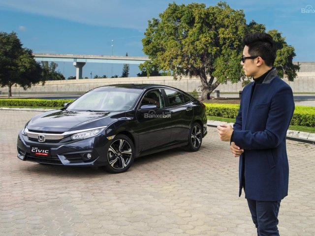 Bán Honda Civic 2019 - khuyến mãi khủng duy nhất tại Honda Quảng Bình - Lh 09139959330