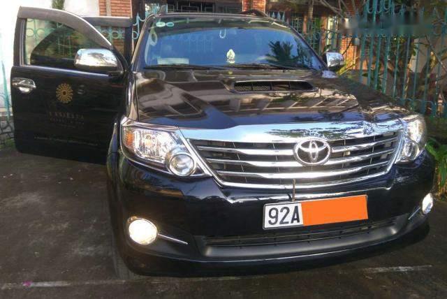 Bán Toyota Fortuner sản xuất 2015, màu đen, giá 845tr