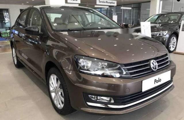 Cần bán xe Volkswagen Polo 1.6AT đời 2016, màu nâu, nhập khẩu0