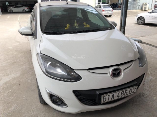 Cần bán xe Mazda 2 hatchback 2013, còn thương lượng, có hỗ trợ vay ngân hàng