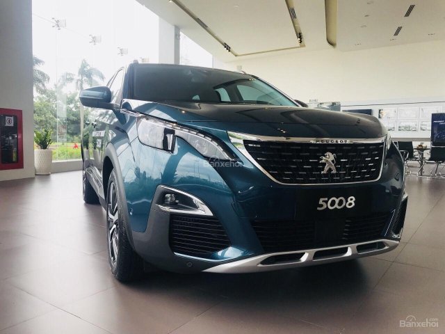 Đồng Nai - Peugeot 5008 2018 màu xanh, tặng 1 năm BHVC, hỗ trợ ngân hàng, giao xe tận nhà