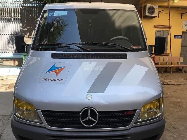 Cần bán gấp Mercedes 311 2012, màu bạc chính chủ, 460tr