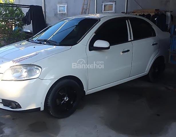 Bán Daewoo Gentra SX 1.5 MT năm 2013, màu trắng, nhập khẩu xe gia đình, giá tốt