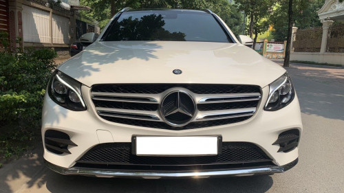 Cần bán xe Mercedes 2.0 AT sản xuất năm 2017, màu trắng, nhập khẩu