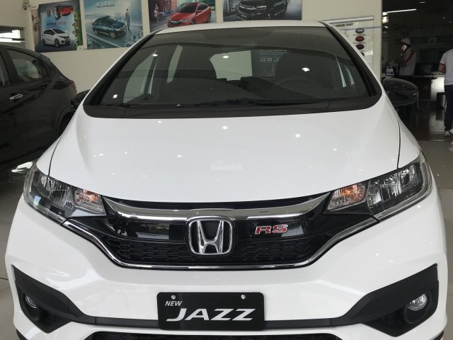 Bán Honda Jazz 2018 bản VX, hỗ trợ vay 90%, tặng tiềm mặt+ Phụ kiện, LH: 0908.322.223