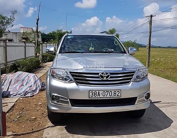 Bán xe Fortuner V 4×2 AT 2014, đăng ký 10/20140