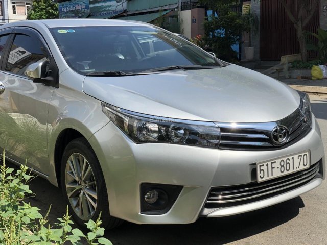 Bán xe Toyota Corolla altis năm 2017, màu bạc số tự động, giá tốt