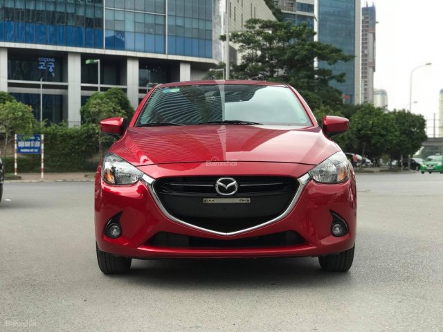 Cần bán Mazda 2 Sedan 1.5AT đời 2015, màu đỏ, nhập khẩu