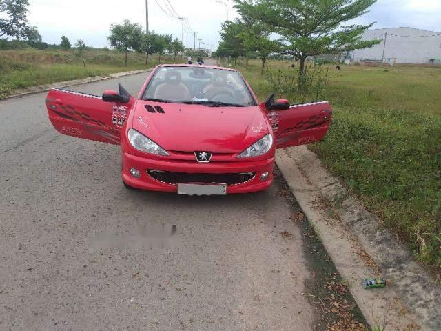 Cần bán gấp Peugeot 206 sản xuất 2006, màu đỏ, nhập khẩu0