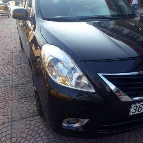 Cần bán lại xe Nissan Sunny đời 2014, màu đen, giá tốt0