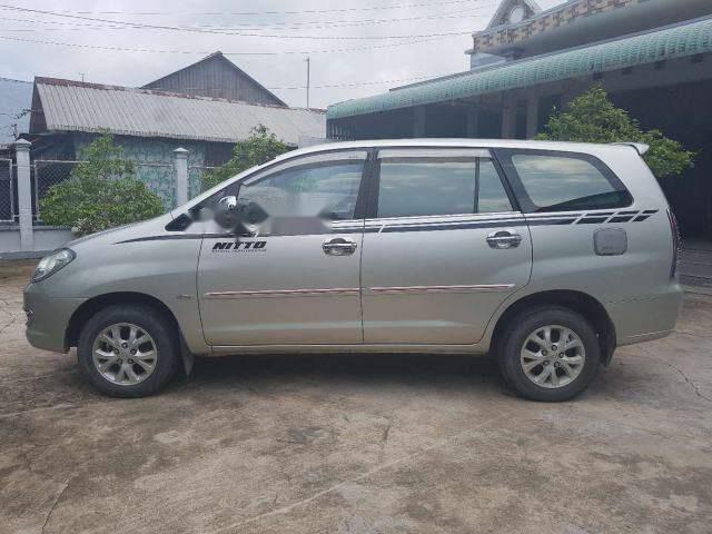 Bán xe Toyota Innova G đời 2006, màu bạc chính chủ, 330 triệu