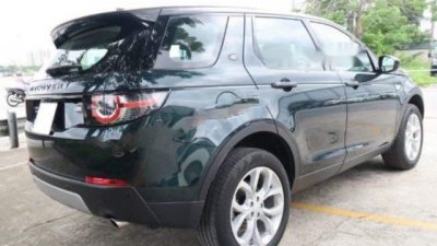 Giá bán Landrover Discovery Sport HSE năm 2016 đăng ký 2017, màu xanh bảo hành