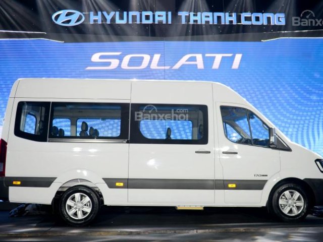 Hyundai Tây Ninh xe 16 chỗ Solati H350 giá rẻ, số sàn, màu trắng, giao ngay. LH: 0902570727