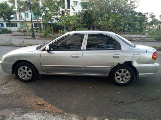 Cần bán xe Kia Spectra sản xuất năm 2005, màu bạc, nhập khẩu nguyên chiếc