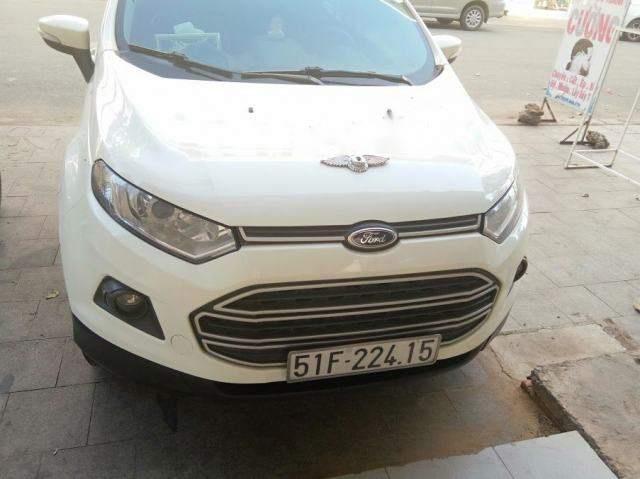 Cần bán xe Ford EcoSport sản xuất năm 2015, màu trắng như mới, 420 triệu