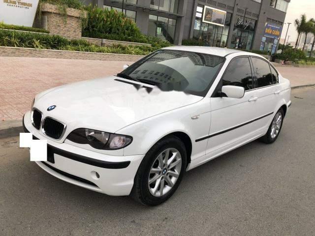 Bán BMW 3 Series 318i đời 2004, màu trắng số tự động, giá chỉ 280 triệu