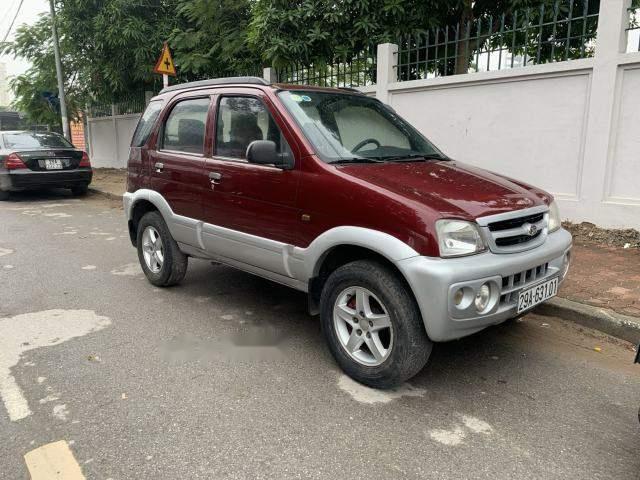 Cần bán xe Daihatsu Terios MT sản xuất năm 2005, màu đỏ