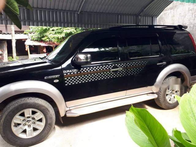 Bán Ford Everest năm sản xuất 2008, màu đen chính chủ, giá 376tr