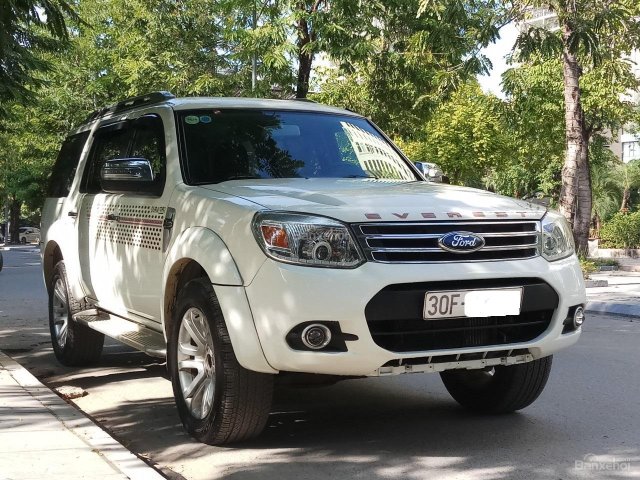 Ô tô Thủ Đô bán xe Ford Everest 2.5AT 2013 form mới, màu trắng 599 triệu