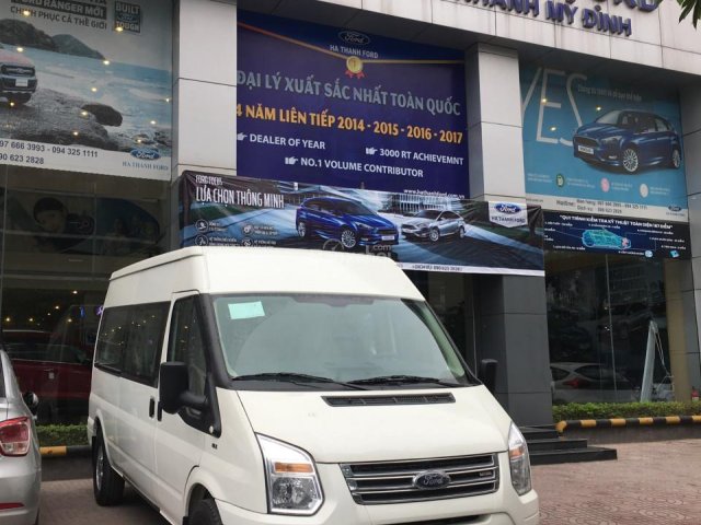 Transit Luxury 2018, hỗ trợ giá tốt nhất trong năm, quà tặng lên đến 50 triệu đồng. Xe đủ màu giao ngay