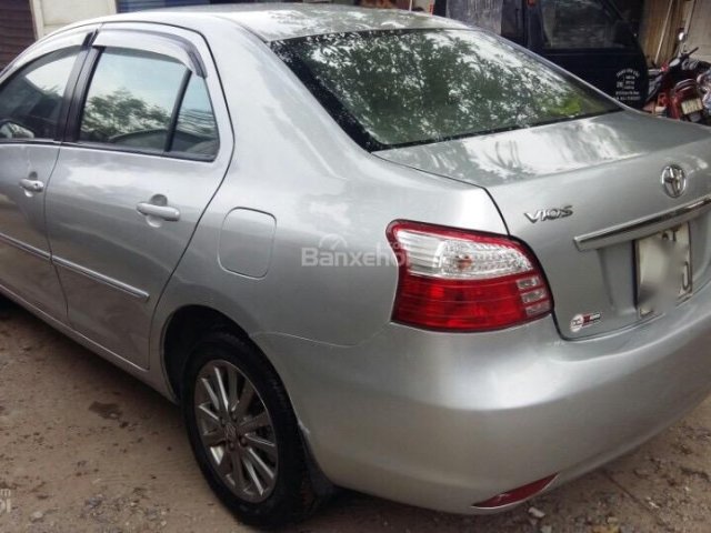 Bán ô tô Toyota Vios 1.5G AT năm 2012, màu bạc