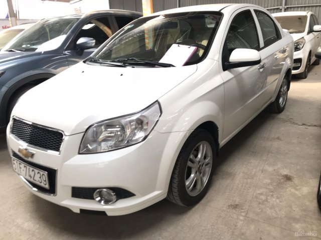 Bán Chevrolet Aveo LTZ 1.5AT, màu trắng, sản xuất 2016 biển Sài Gòn đẹp đi đúng 36000km