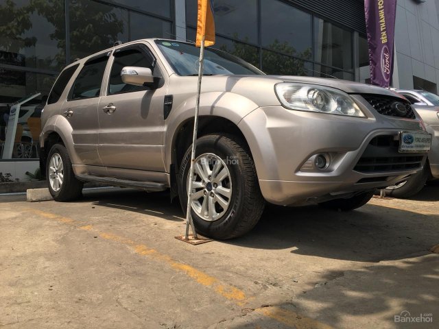 Ford Escape 2013 số tự động, xe chính hãng Ford. Odo: 33.000km