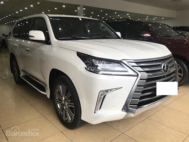 Bán xe Lexus LX 570 đời 2017, màu trắng đăng ký tư nhân mới 99,9999%