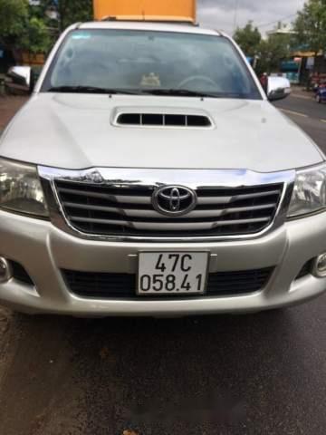 Cần bán xe Toyota Hilux 3.0, 2 cầu đời 2011