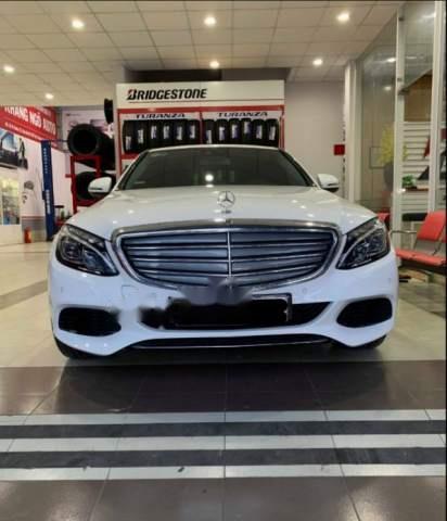 Bán Mercedes C250 đời 2018, màu trắng, nhập khẩu chính chủ