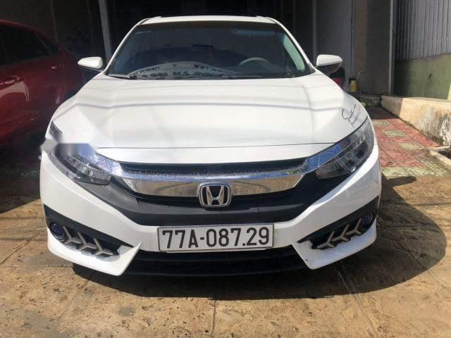 Bán Honda Civic 1.5 Turbo đời 2017, màu trắng, nhập khẩu  