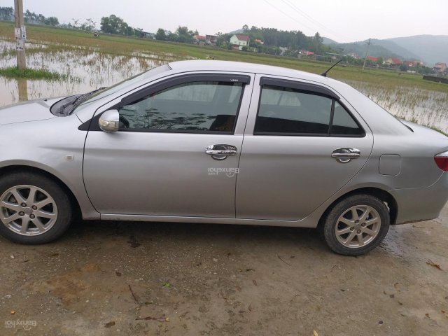 Bán Toyota Vios đời 2009, màu bạc, nhập khẩu