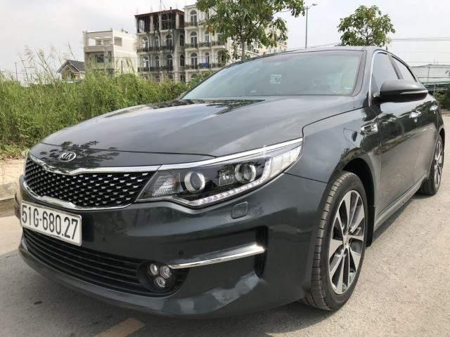 Cần bán lại xe Kia Optima đời 2016, màu đen