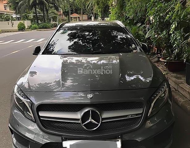 Bán xe Mercedes GLA 45 năm sản xuất 2015, màu xám, nhập khẩu