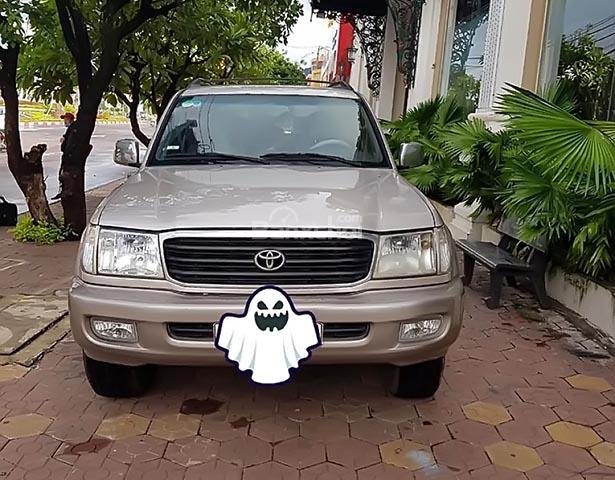 Bán Toyota Land Cruiser 2002, màu bạc