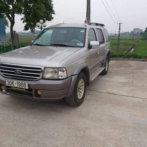 Bán Ford Everest đời 2005, màu vàng cát