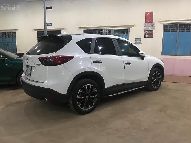 Cần bán Mazda CX 5 2.0 sản xuất năm 2016, màu trắng chính chủ, 790 triệu